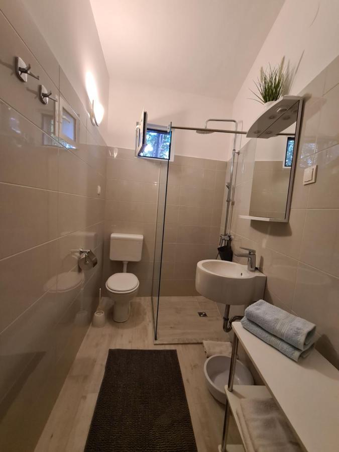Apartments Srzic No1 มาคาร์สกา ภายนอก รูปภาพ