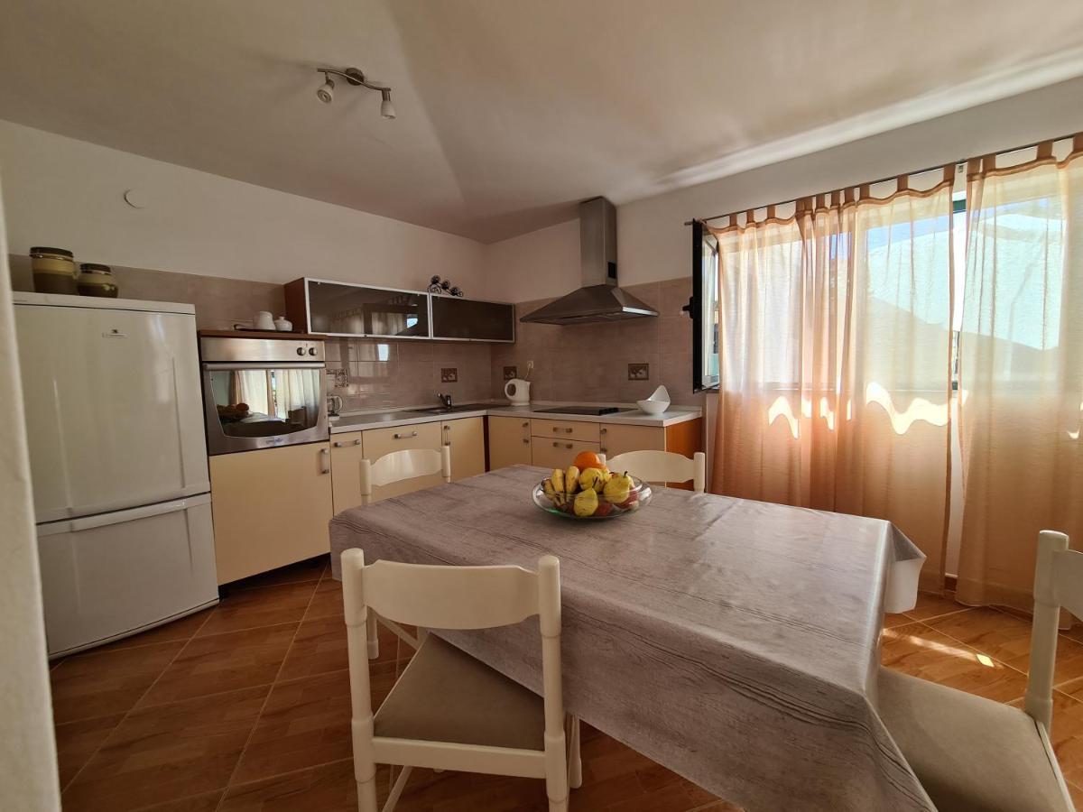 Apartments Srzic No1 มาคาร์สกา ภายนอก รูปภาพ